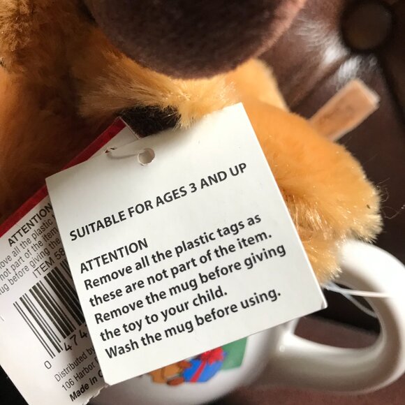 Dan Dees TM Collector's Choice Christmas mug with Reindeer stuffed animal. New. - Picture 5 of 13